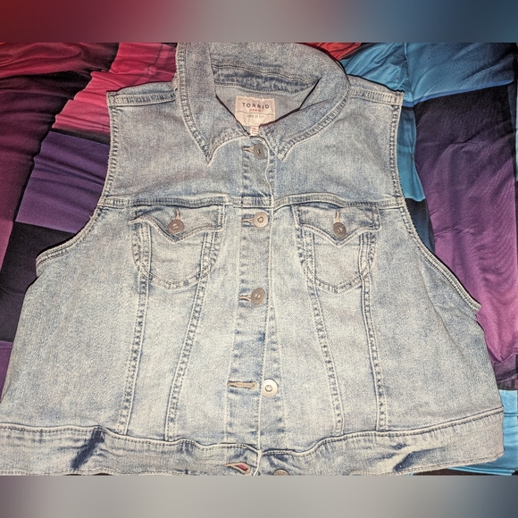 Torrid Light Denim Vest 2x/18-20 - Picture 6 of 16